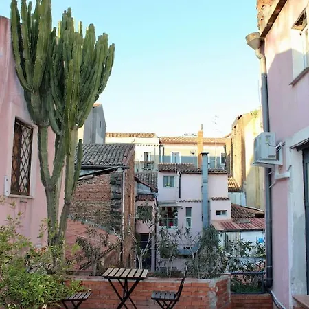 La Terrazza Nel Cortile Siciliano
