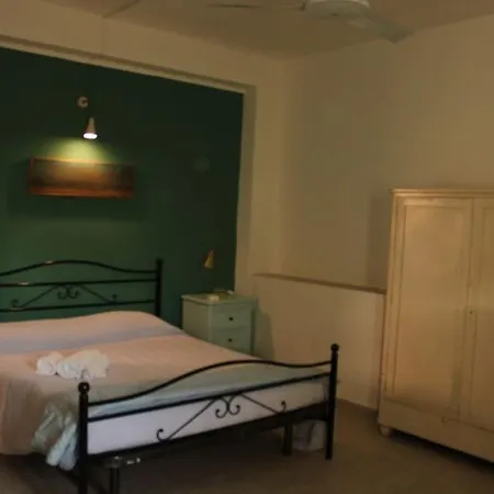 La Terrazza Nel Cortile Siciliano 公寓